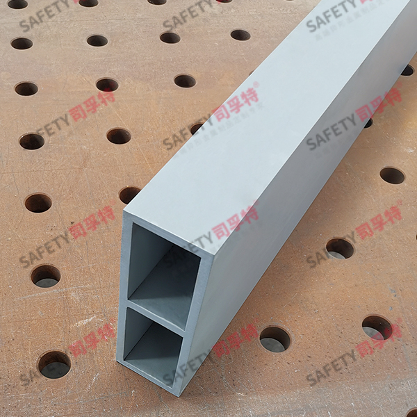 大跨度幕墻中的裝飾性精致鋼型材-司孚特金屬(圖5) 5.jpg