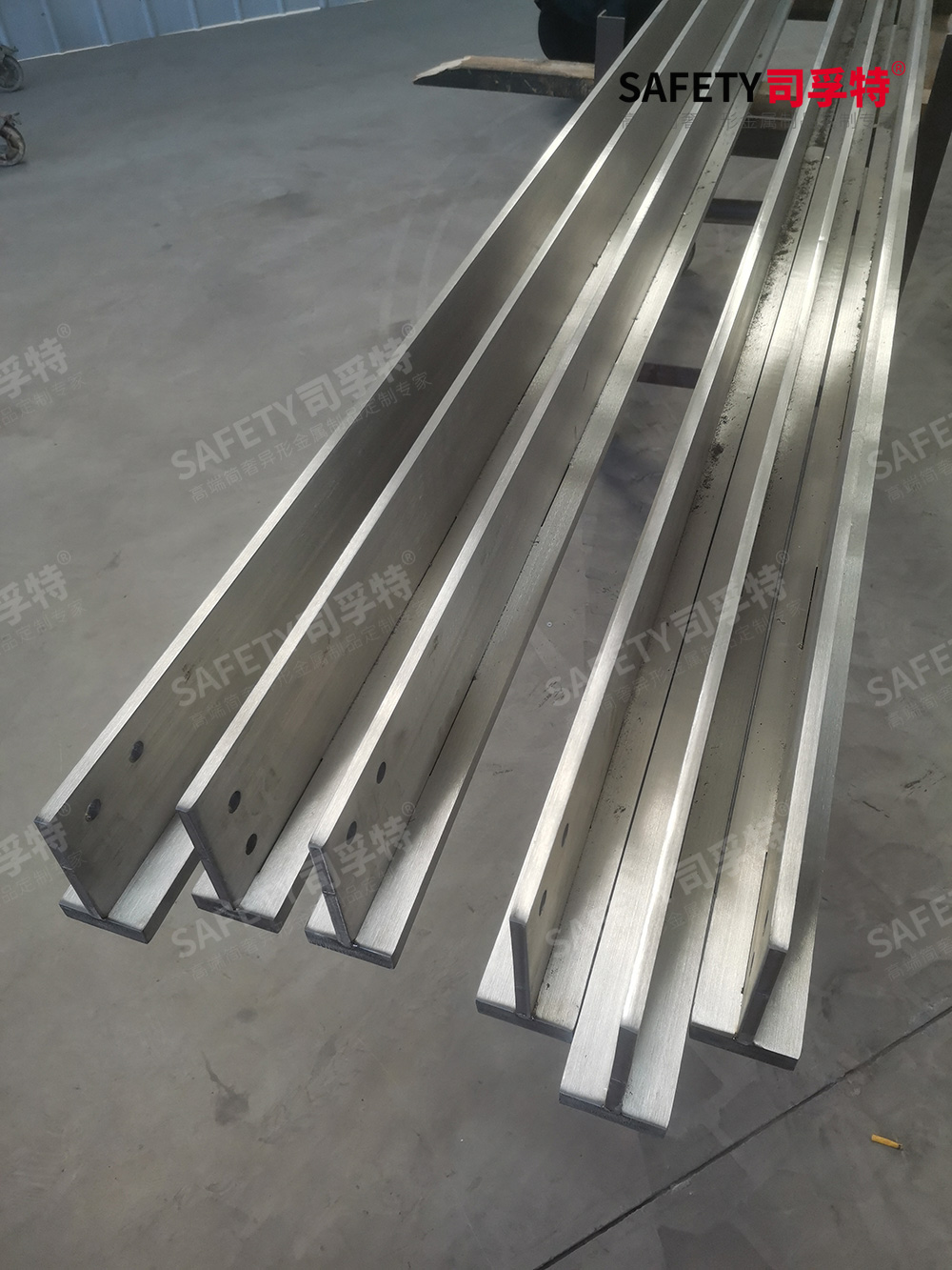 探索AESS建筑外露鋼結構的魅力與挑戰-司孚特精制鋼(圖4) 2.jpg