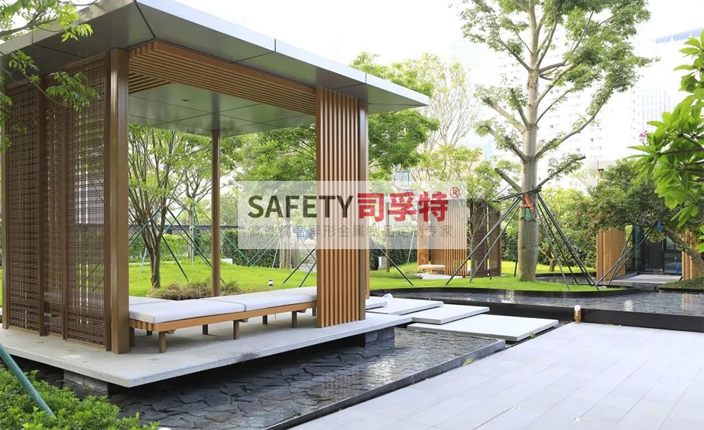 庭院景觀設(shè)計(jì):精制不銹鋼(鋁藝)涼亭搭配智能遮陽(圖1) 庭院景觀設(shè)計(jì):精制不銹鋼(鋁藝)涼亭搭配智能遮陽(圖1)