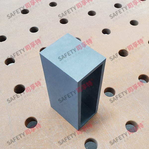 幕墻矩形焊接氟碳噴涂精制鋼型材(圖2) 幕墻矩形焊接氟碳噴涂精制鋼型材(圖2)